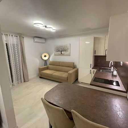 Apartmani Biokovo Макарска Екстериор снимка